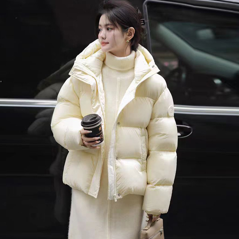 2025连帽加厚袖标韩版时尚长短款羽绒服女端保暖泡芙情侣面包服潮
