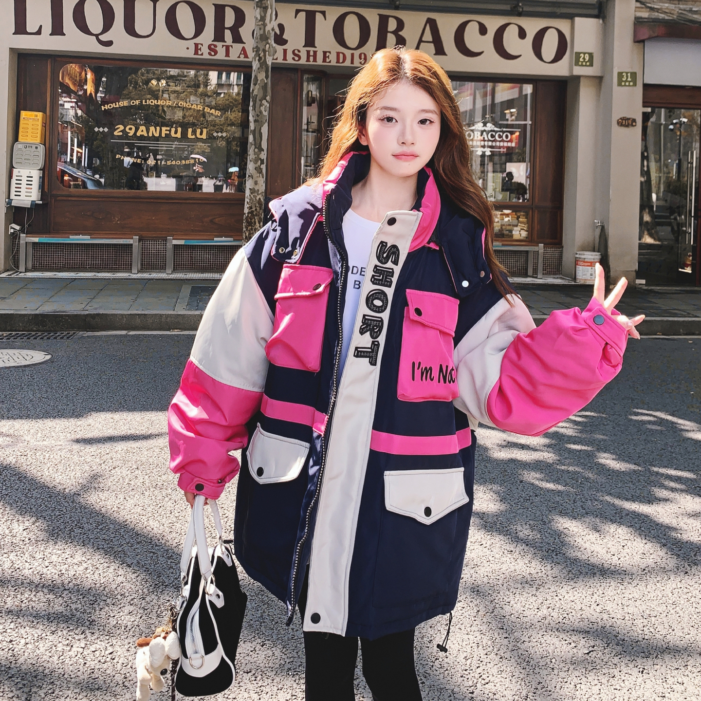 美式撞色拼接字母连帽工装羽绒服女2025冬季新款白鸭绒巨保暖外套