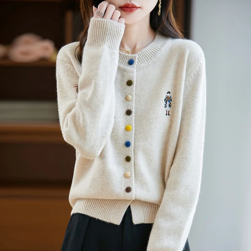 法式刺绣彩扣羊毛衫开衫女外套长袖新款软糯甜美上衣
