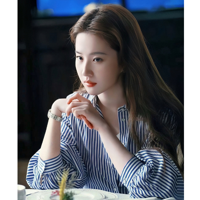 早秋蓝条纹衬衫女款外穿长袖老钱风衬衣设计感小众意式高级感女装
