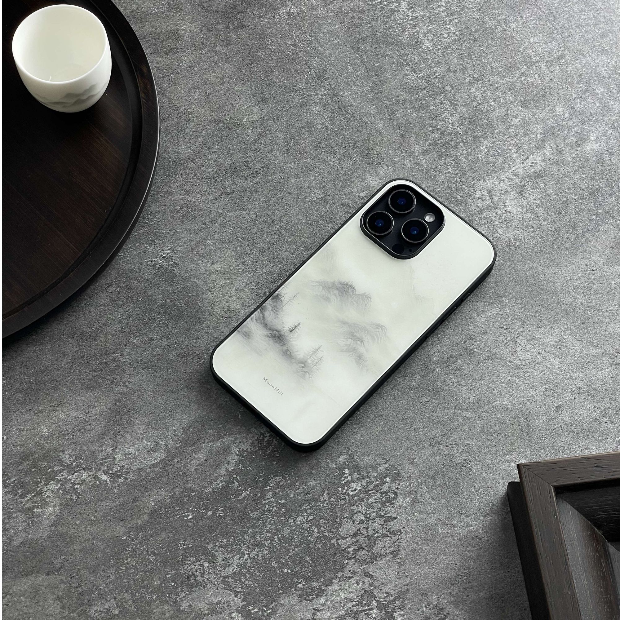 《余白山云》新中式适用于16promax苹果手机壳15promax高级感手机壳