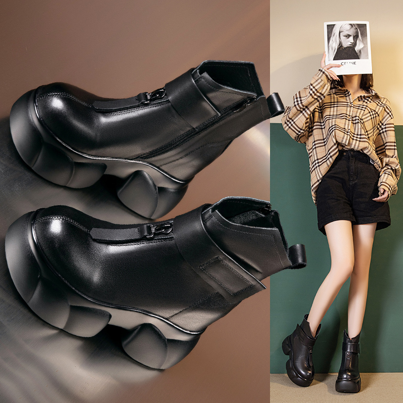 小个子显高马丁靴女内增高9cm显瘦新款秋松糕厚底短靴子头层牛皮