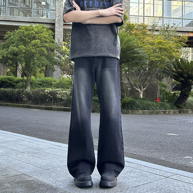 水洗复古渐变黑灰色牛仔裤男款秋季cleanfit裤子显瘦微喇直筒长裤