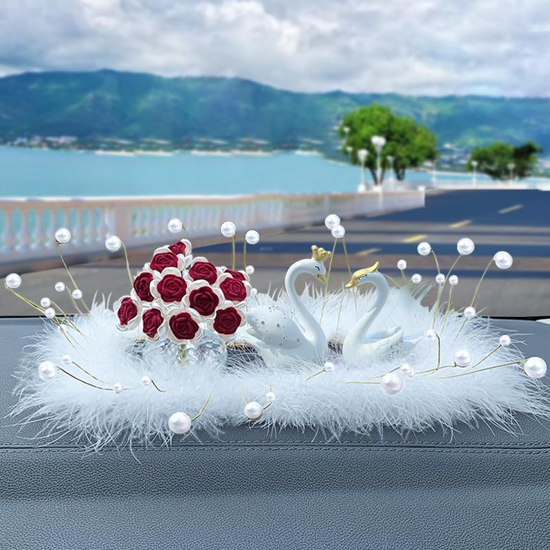 车内情侣天鹅饰品车载汽车中控台装饰品高档高级感