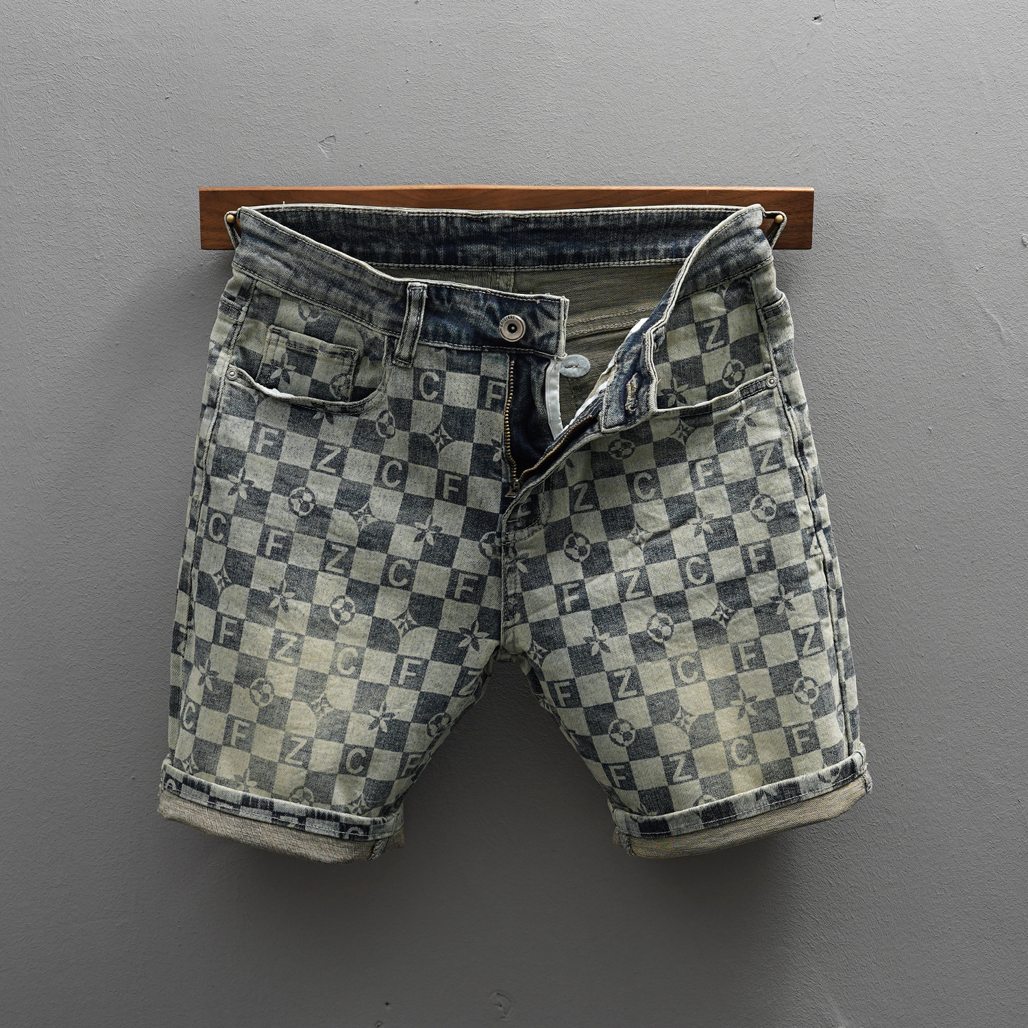 2025新款牛仔短裤男潮牌印花修身小直筒弹力百搭薄款显瘦五分裤子