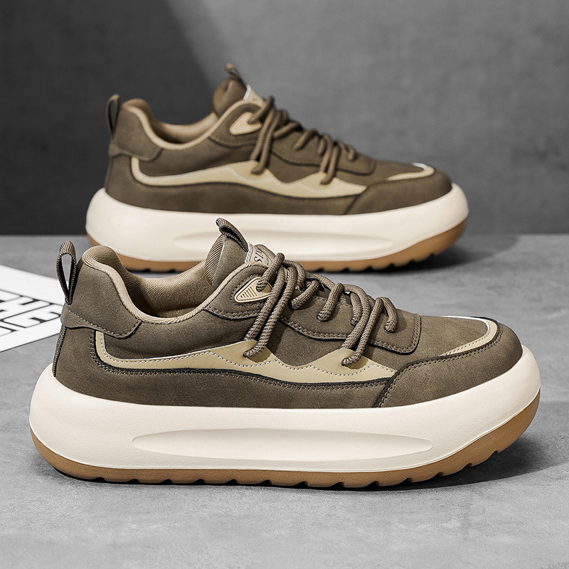 男士休闲鞋秋冬季新款轻便防滑厚底板鞋皮面软底脚宽脚胖宽楦鞋