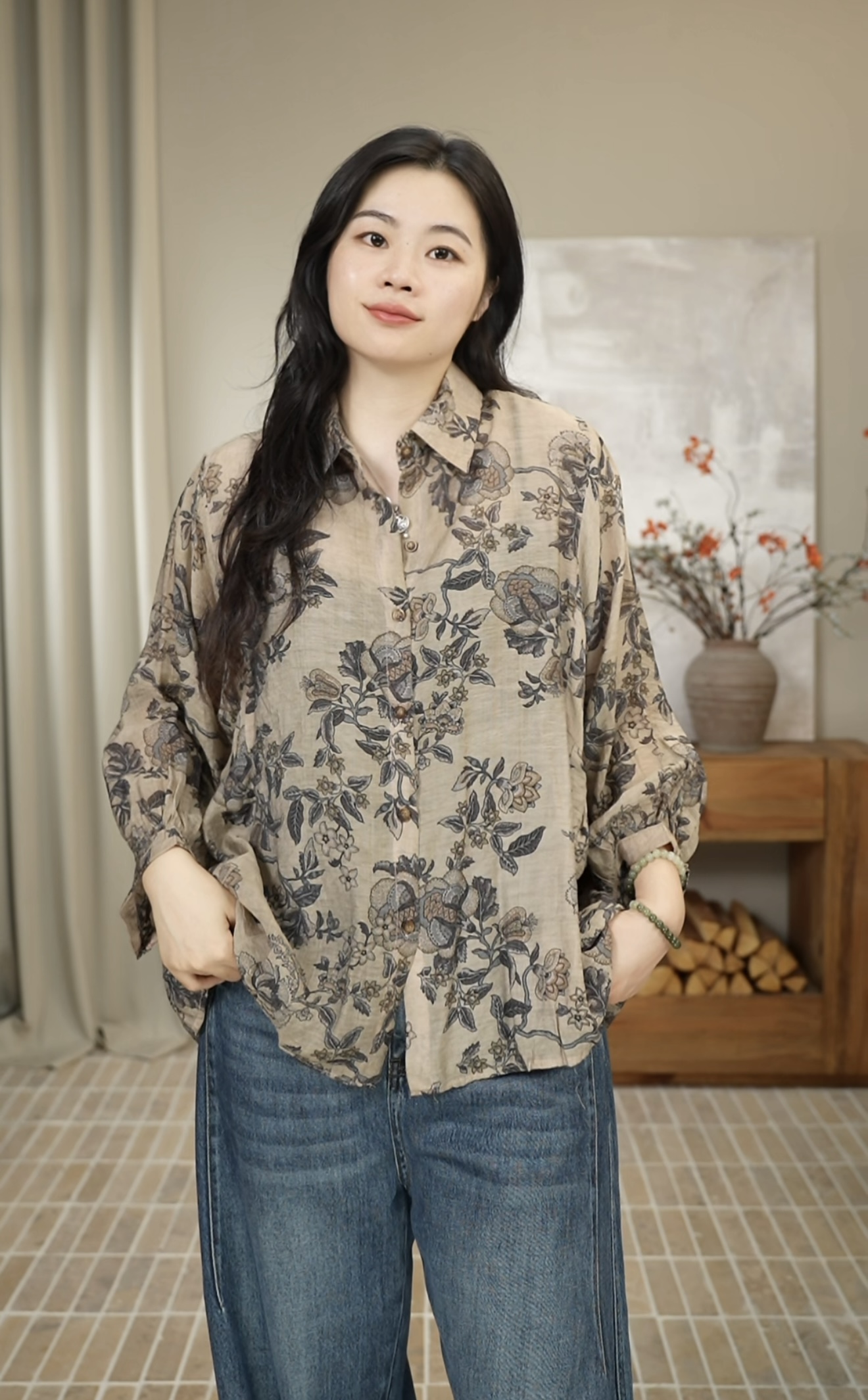 九月JIUYUE 早秋薄款流光风印花长袖翻领宽松遮肉洋气衬衫女 1883