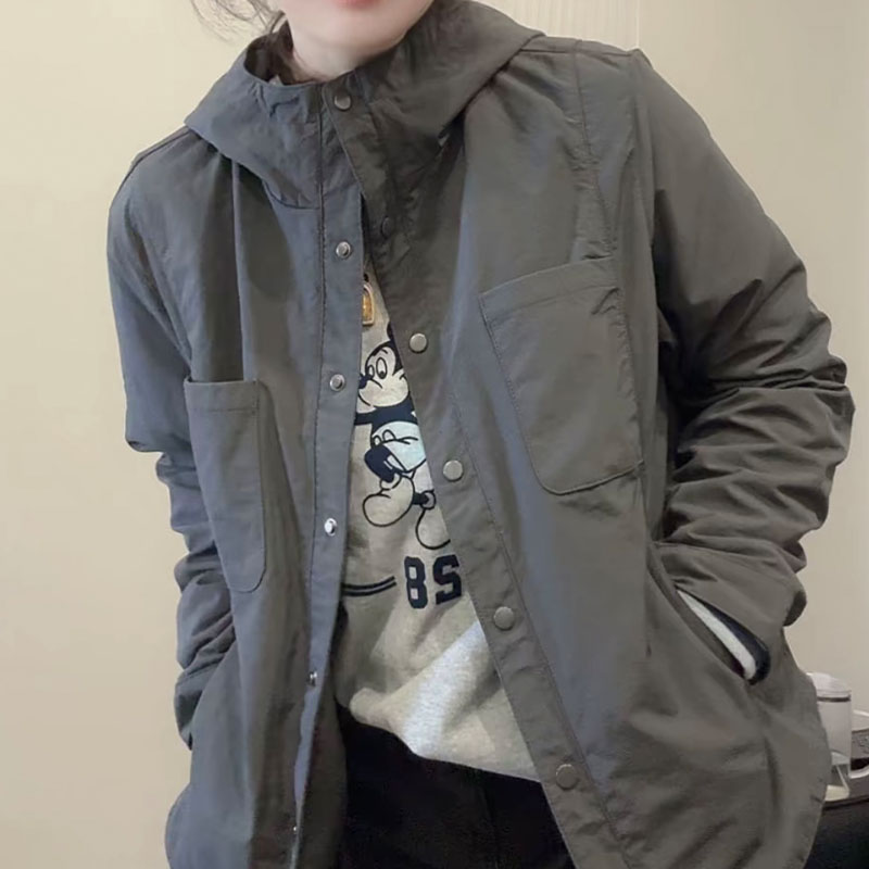 萱贝纯韩版时尚显瘦短款上衣女2026春季新款潮流百搭连帽风衣外套