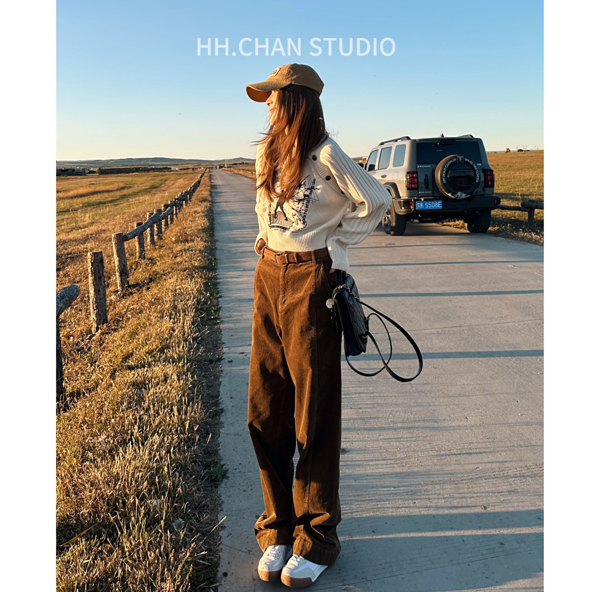 HH.CHAN"焦糖"定制棉灯芯绒焦糖色直筒显瘦百搭长裤HH53S38228