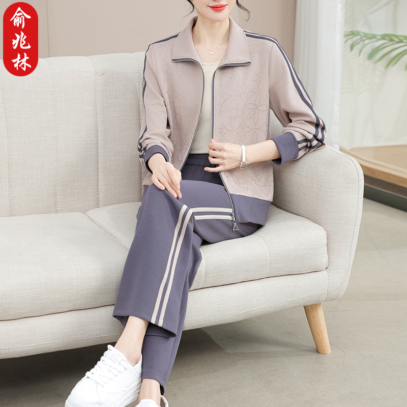 俞兆林中年妈妈春秋洋气卫衣休闲外套中老年女春装休闲运动服套装