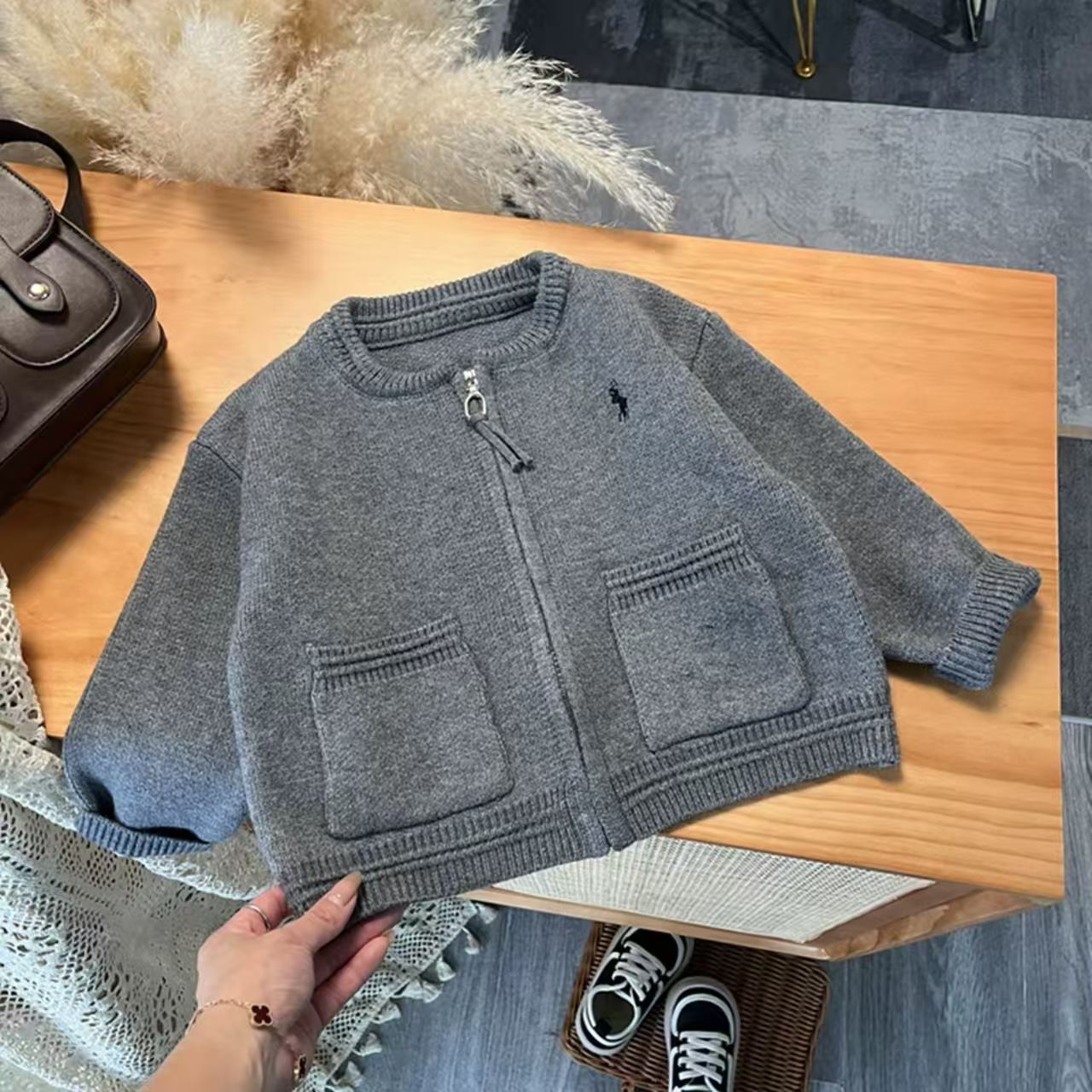 儿童拉链针织毛衣开衫2025新款宝宝洋气韩版男童外套纯色童装