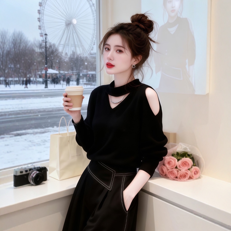 大码女装黑色挂脖镂空露肩毛衣针织衫秋冬新款宽松内搭打底衫上衣