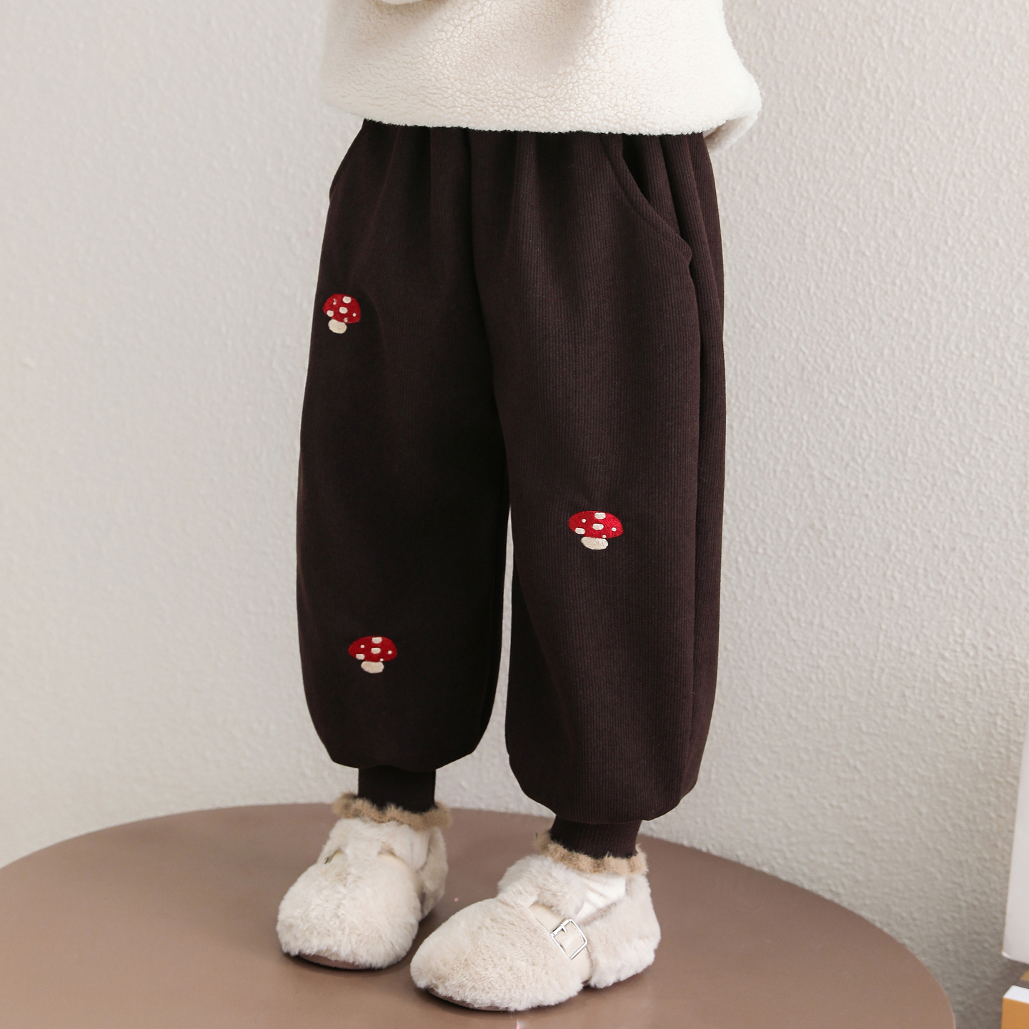 女童加绒裤子儿童洋气韩版加厚休闲裤小女孩宝宝秋冬装2025新款潮