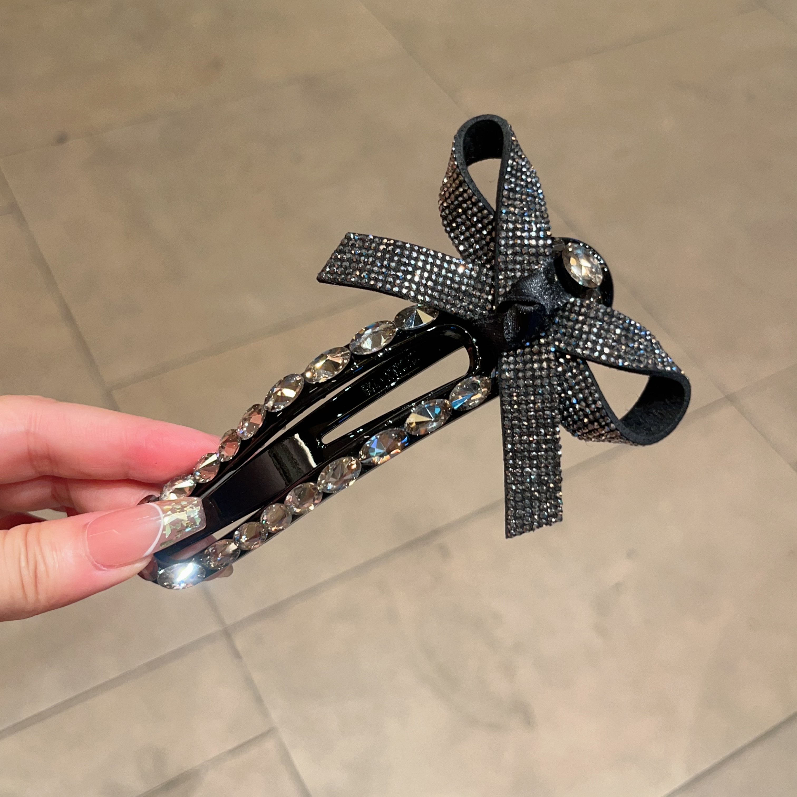 女ins网红一字夹森系气质耀眼鸭嘴夹少女风发夹镶钻发卡头饰抓夹