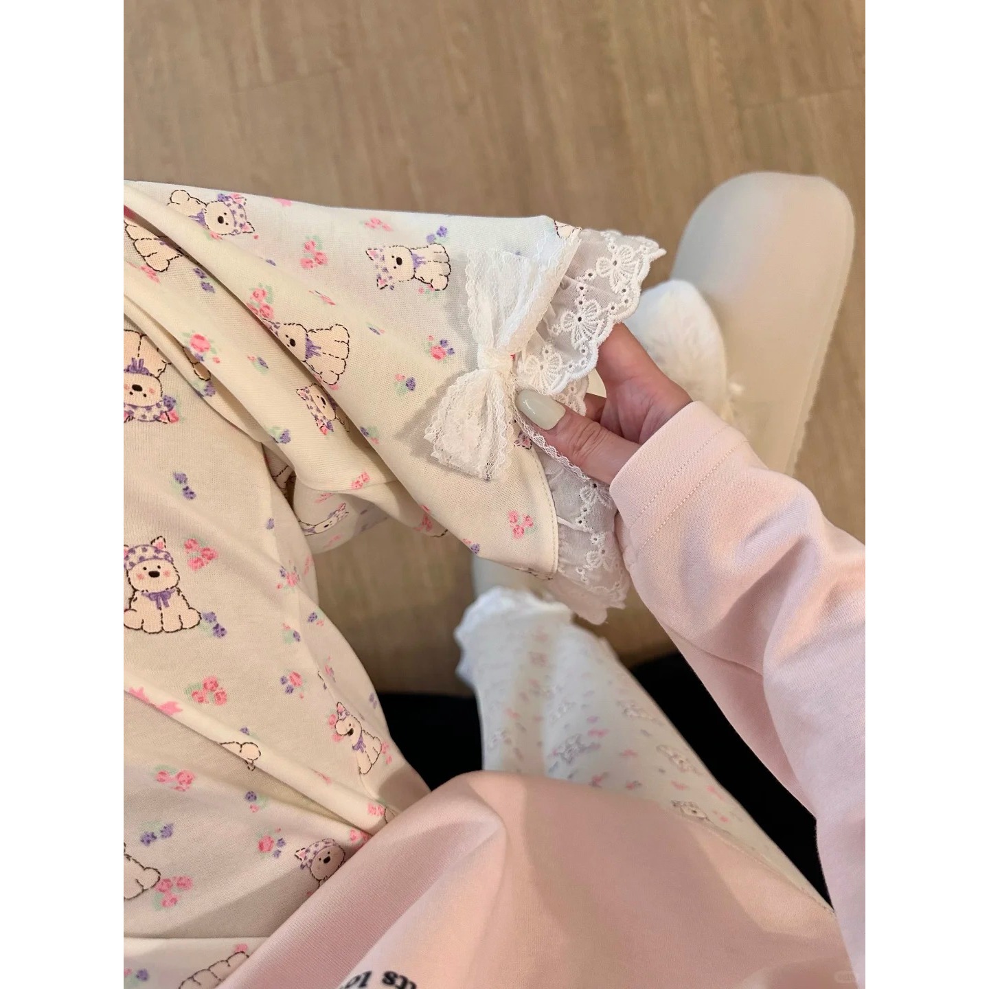 可爱小狗碎花蕾丝边睡衣女秋季2025新款长袖长裤家居服套装可外穿