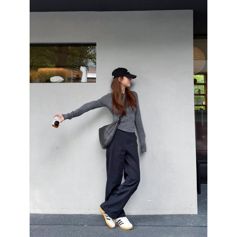 2025秋季新款韩系气质简约灰色圆领修身长袖上衣百搭休闲裤两件套