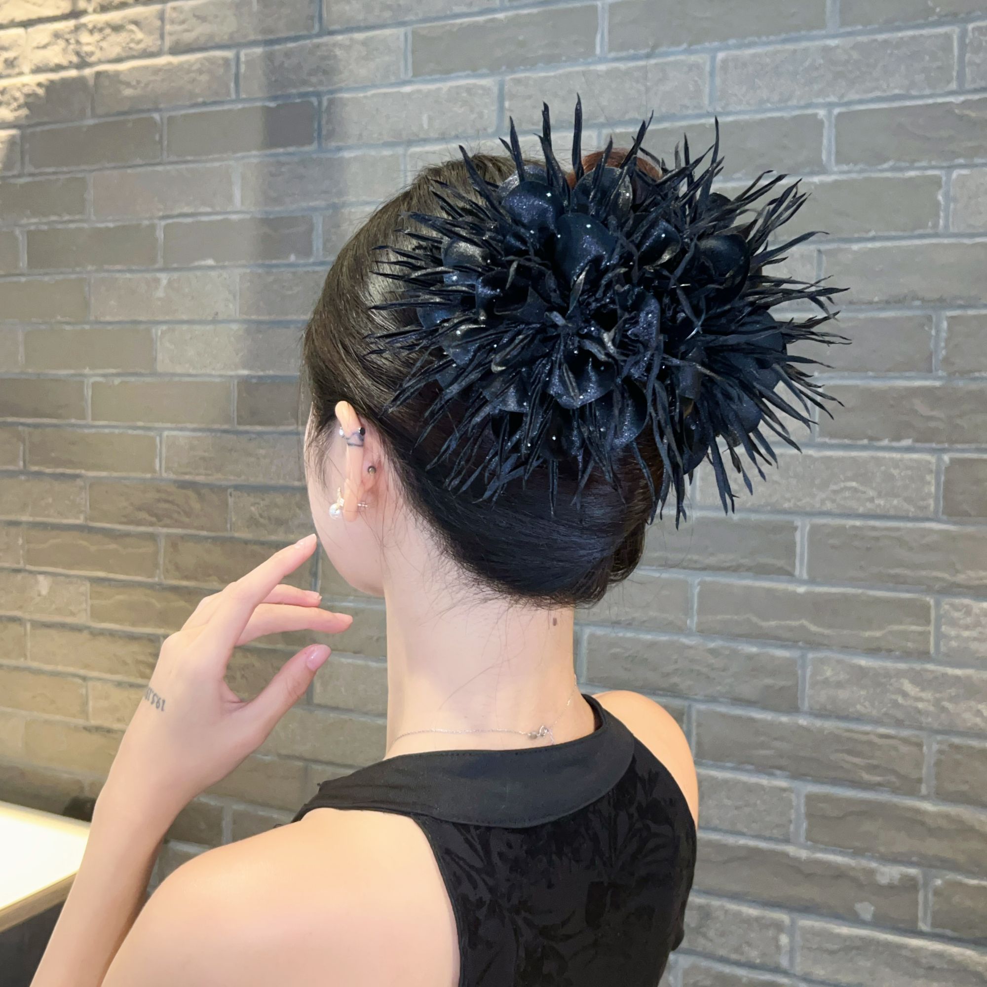 超仙时尚满天星大号鲨鱼夹高级感气质后脑勺盘发夹新款花朵发饰