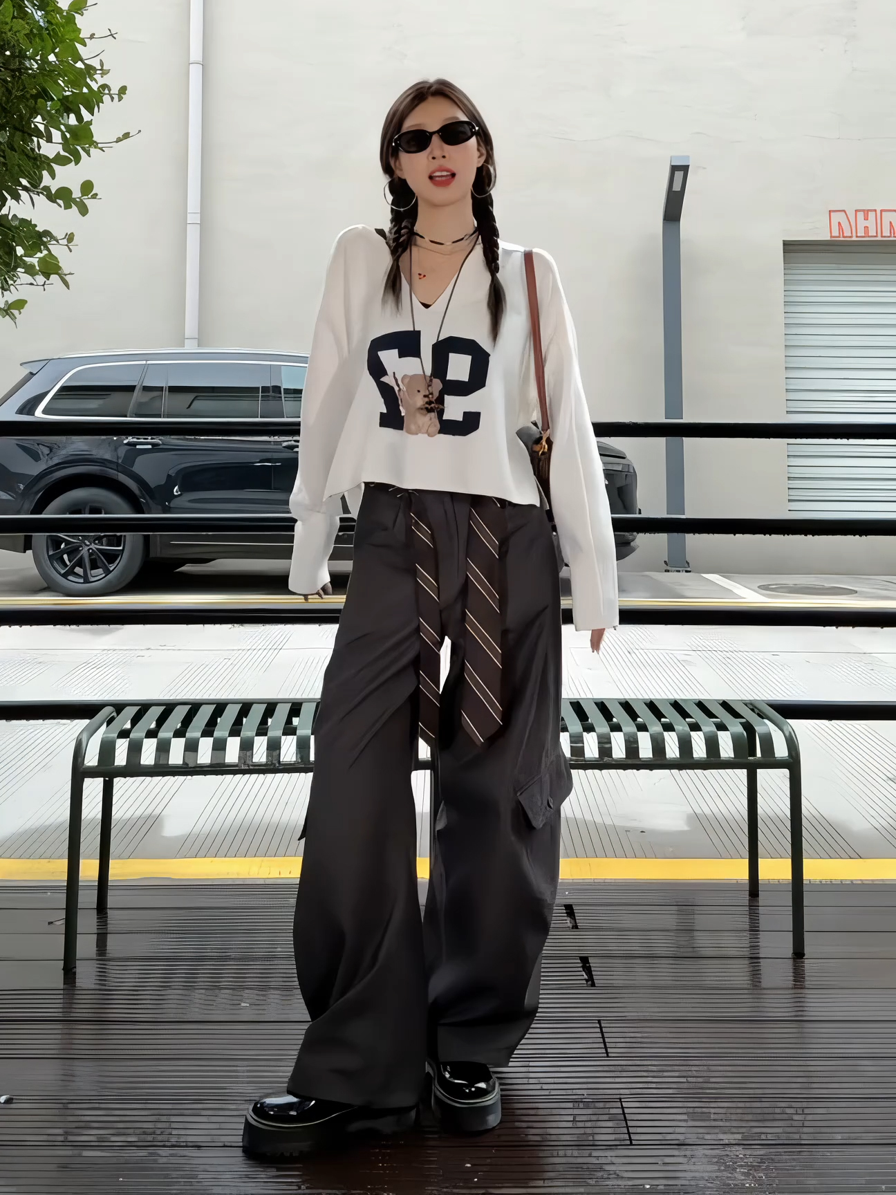 早初秋微胖mm时尚套装长袖针织衫打底毛衣女重工高腰工装裤二件套