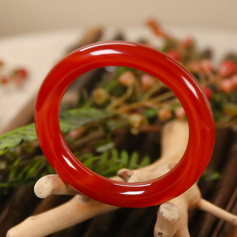 天然红玛瑙 精美冰红美人条手镯