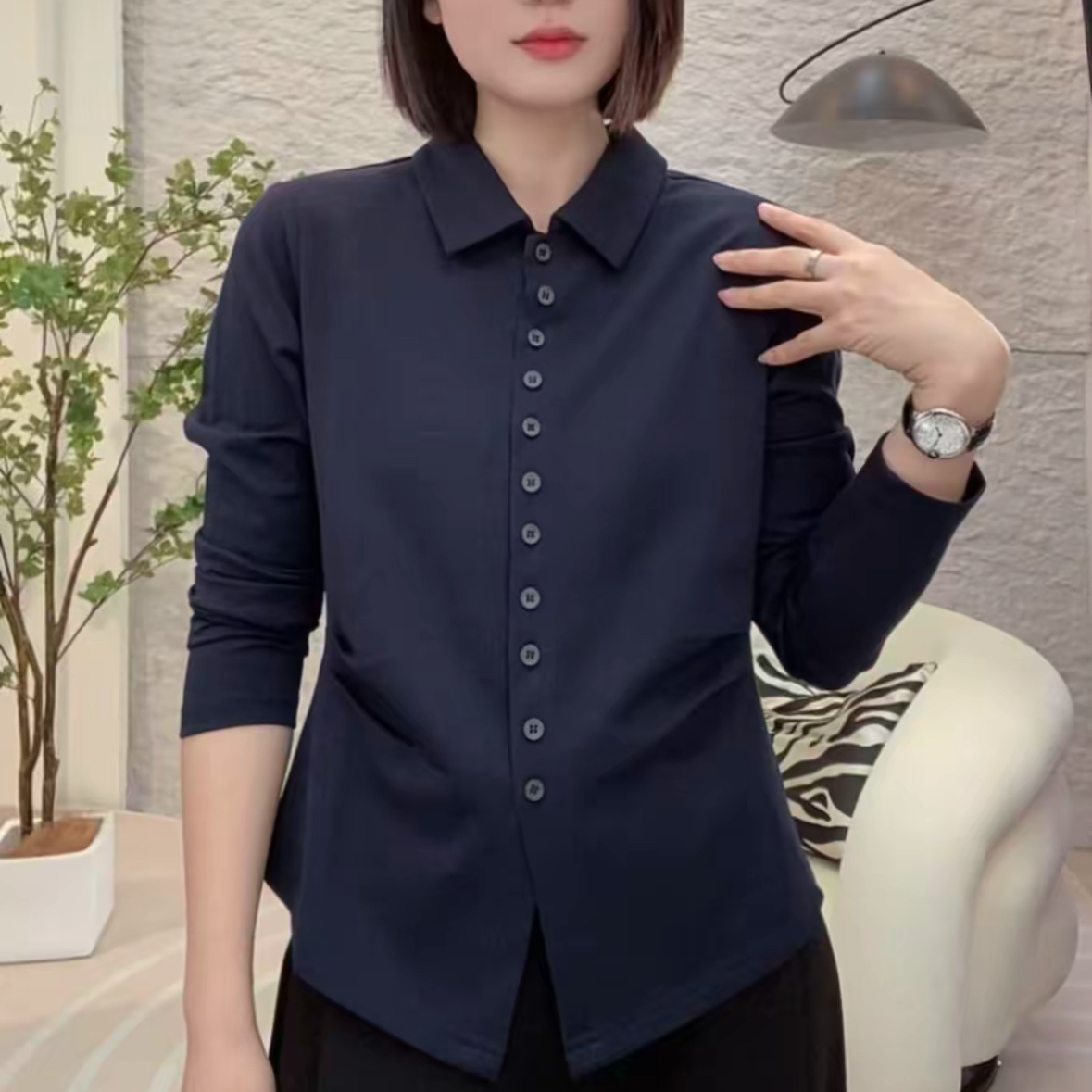 秋季新款翻领洋气长袖t恤百搭时尚休闲百搭设计感纯色多扣打底衫