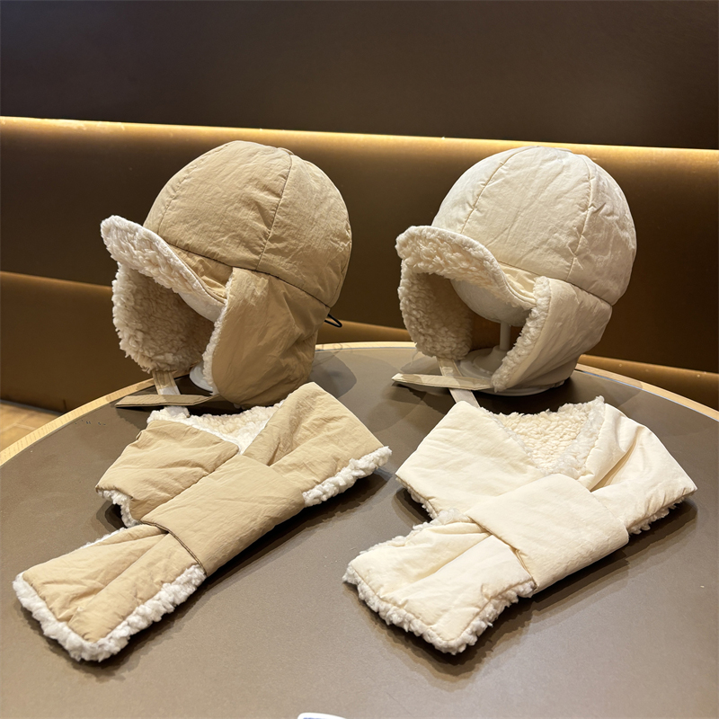 儿童冬天帽子加绒加厚雷锋帽围巾套装宝宝韩版洋气外出防风护耳帽