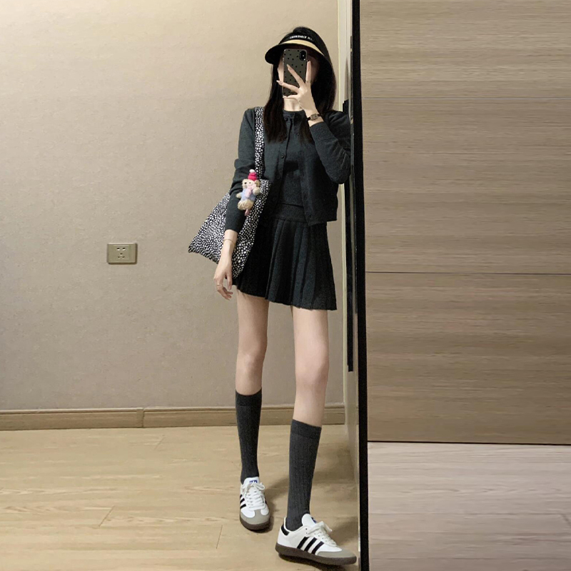 灰色针织套装连衣裙子女2025新款春季小个子韩系穿搭一整套高级感