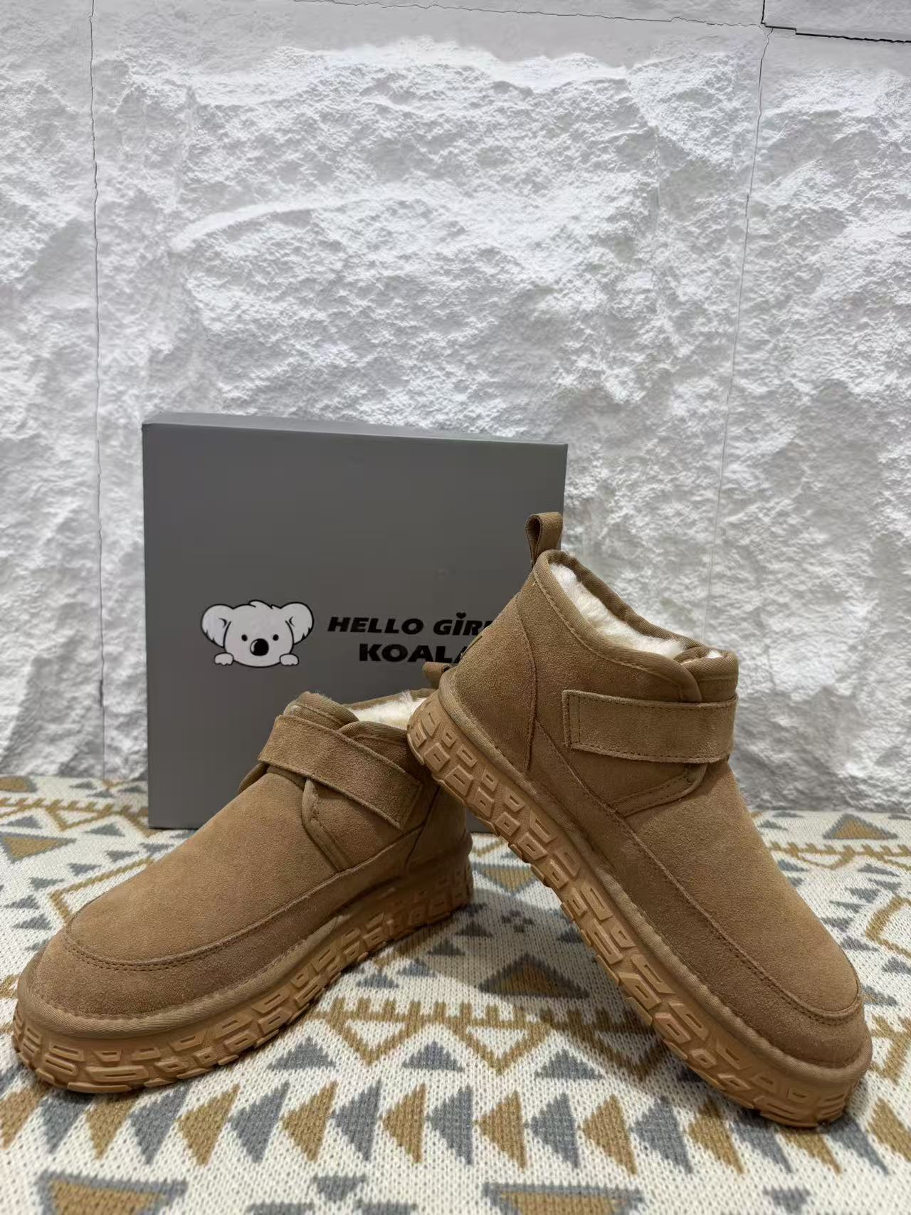 冬季中筒保暖时尚雪地靴男鞋棉鞋加绒