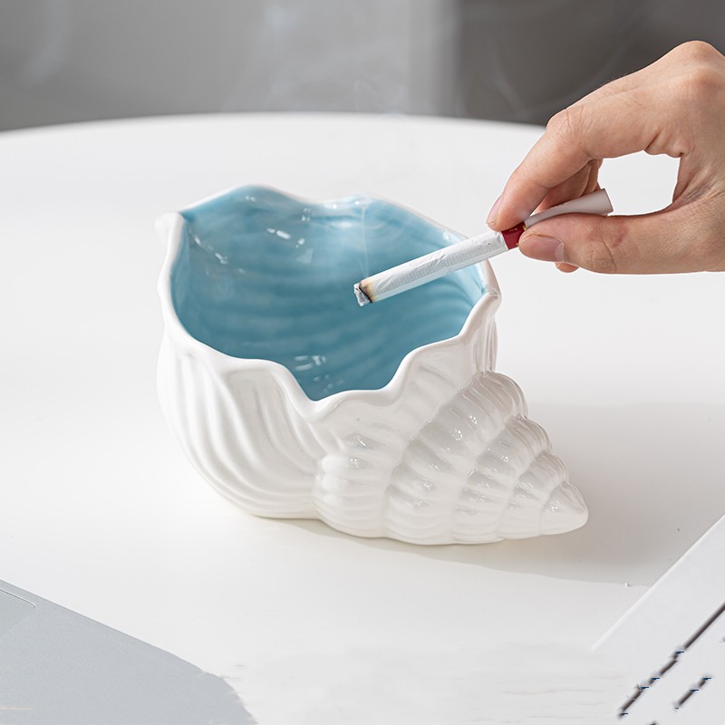 陶瓷北欧烟灰缸创意个性潮流家用客厅防飞灰仿真海螺首饰收纳摆件