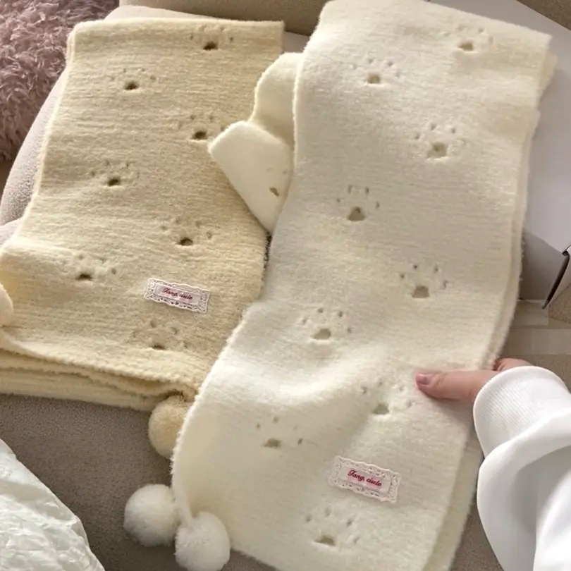 新款奶呼呼猫爪围巾女保暖亲肤百搭可爱针织围脖情侣礼物送朋友