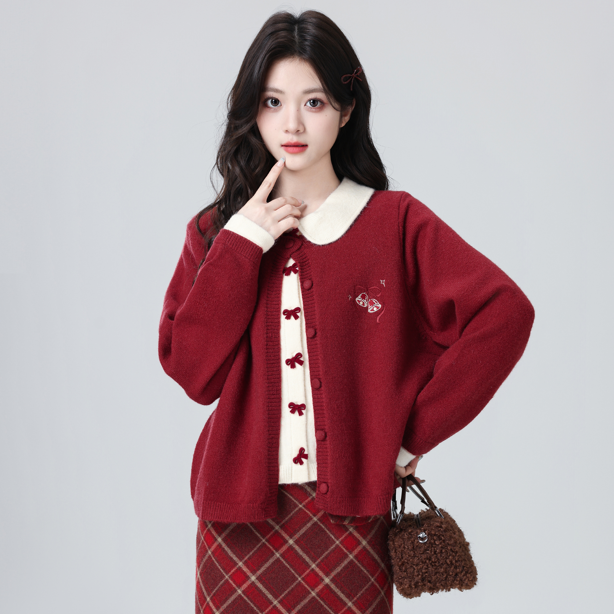 红色假两件毛衣外套女秋冬2025冬新款小香风蝴蝶结针织开衫短上衣