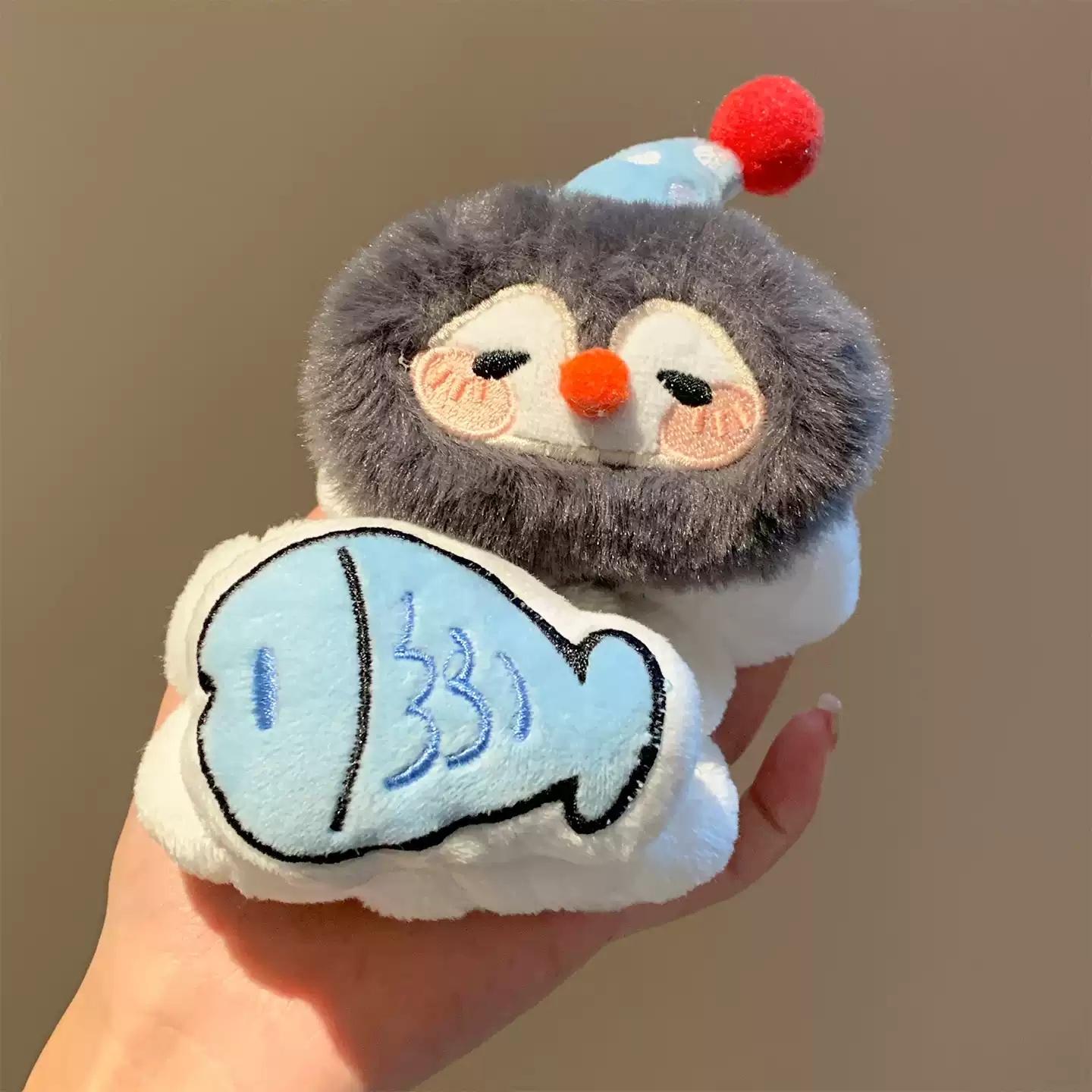 可爱企鹅小鱼毛绒洗脸手腕带女洗漱防滴水专用防湿护腕