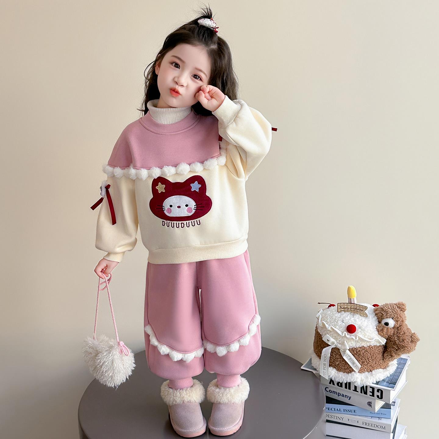 奥莱【万达撤柜】女童套装秋冬2026新款儿童洋气冬装女宝宝时髦加绒