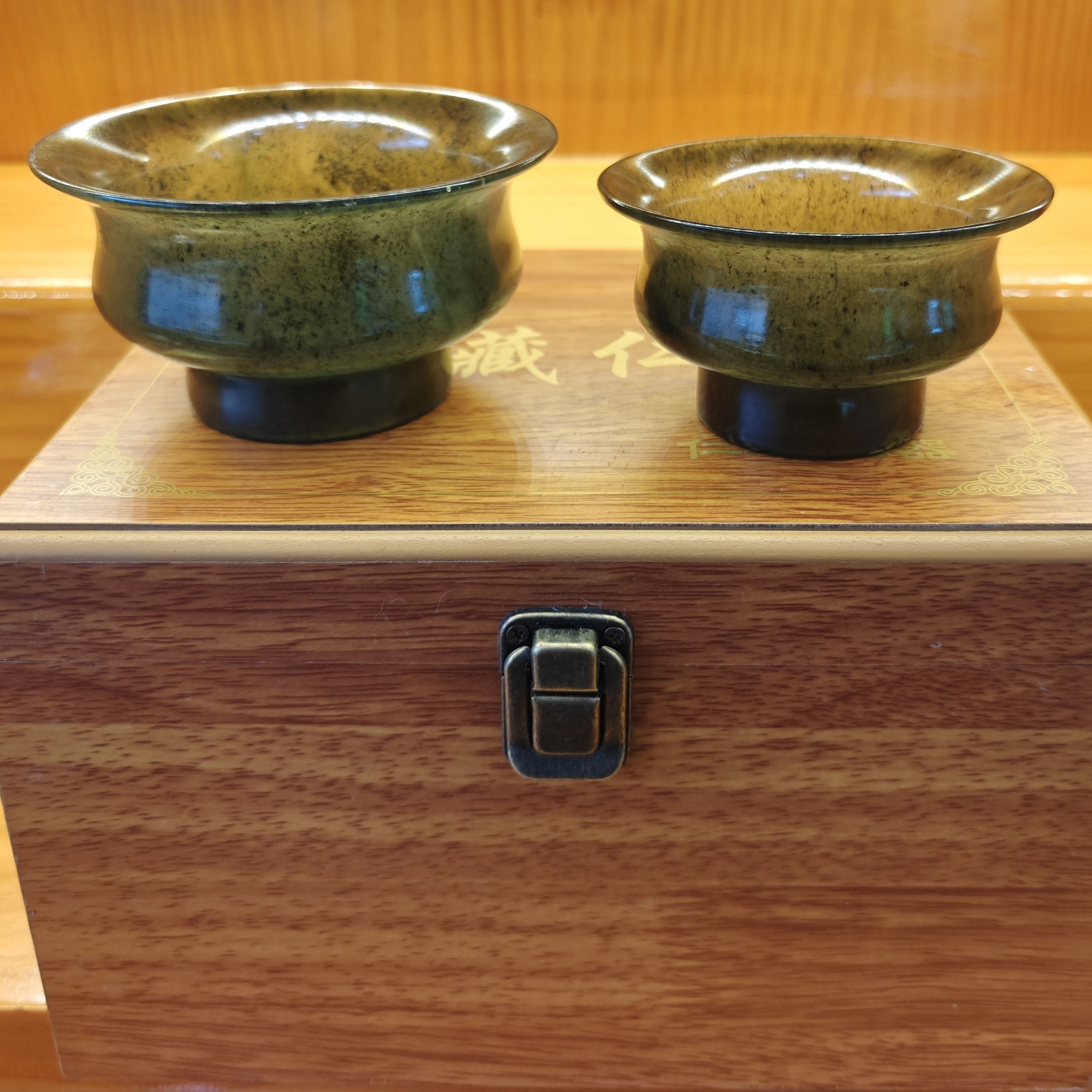 西藏仁布玉老厂茶碗