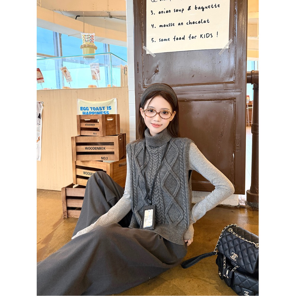 2025年时尚针织马甲秋冬季前后两穿背心+半高领打底衫+西裤阔腿裤