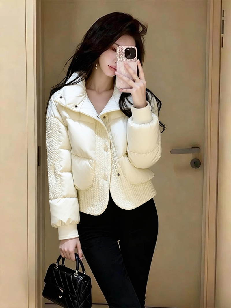 冬季高端时髦洋气独特漂亮小香风超好看棉服米白色翻领厚外套女