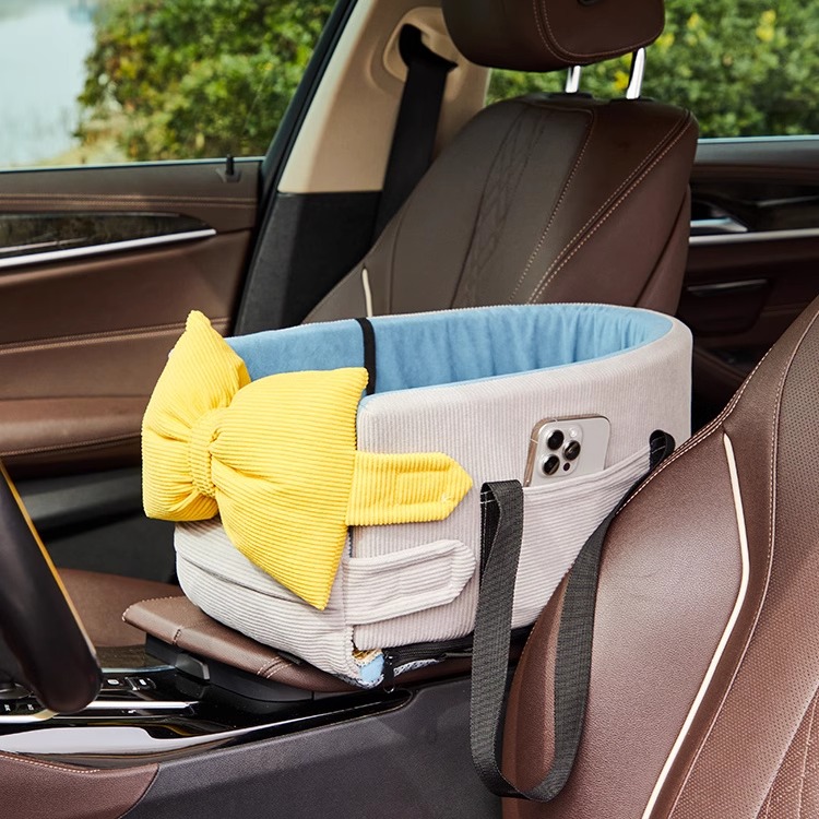 狗狗车载外出宠物窝狗窝泰迪中控小型犬车内车载座椅前排坐车窝