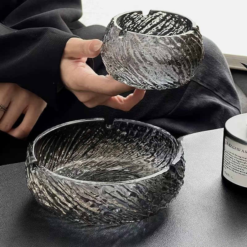轻奢烟灰缸客厅玻璃水晶个性创意潮流家用烟缸办公室时尚高端大气