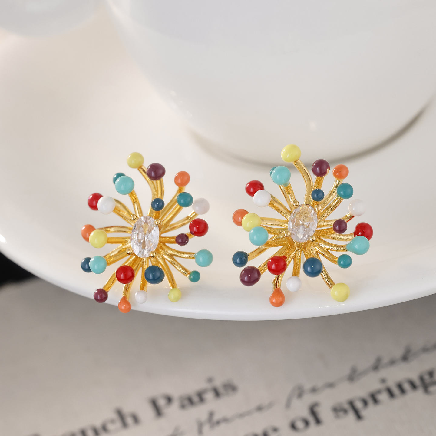 铜合金耳饰 镀18K金「烟花」彩色可爱少女仙女耳钉气质走秀日韩高端