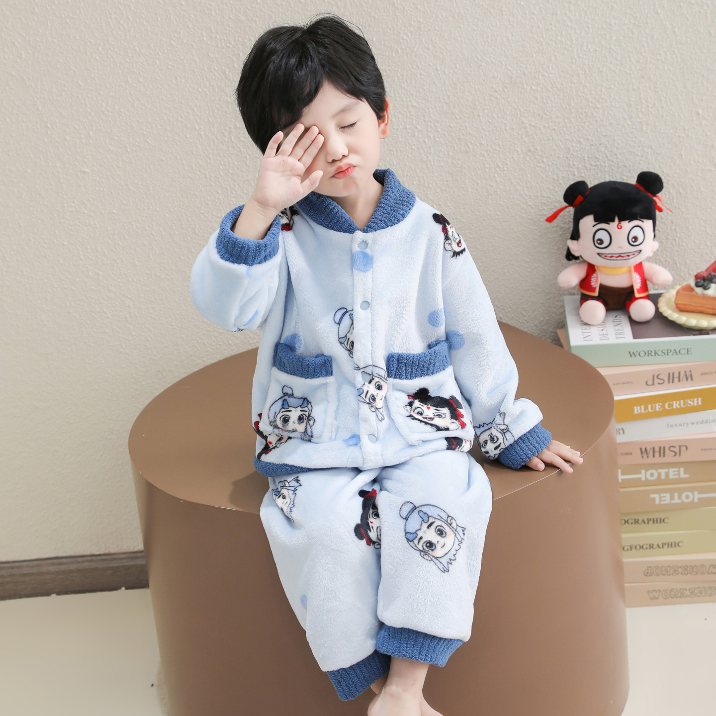 男童睡衣秋冬季法兰绒加厚珊瑚绒2025新款哪吒儿童家居服套装男孩