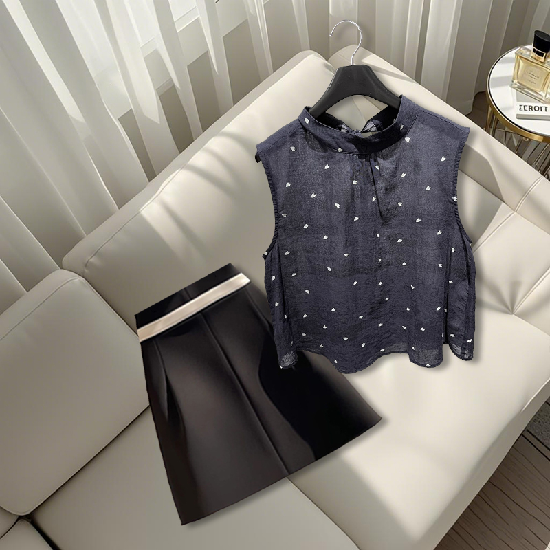 2025夏季新款穿搭一整套老钱风洋气显瘦上衣高腰小个子短裙两件套