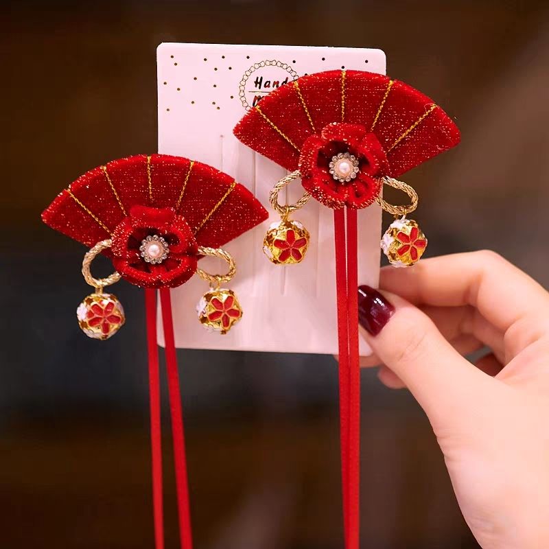小女孩新年中国古风闪葱丝绒扇子儿童发夹流苏发饰品宝宝汉服头饰