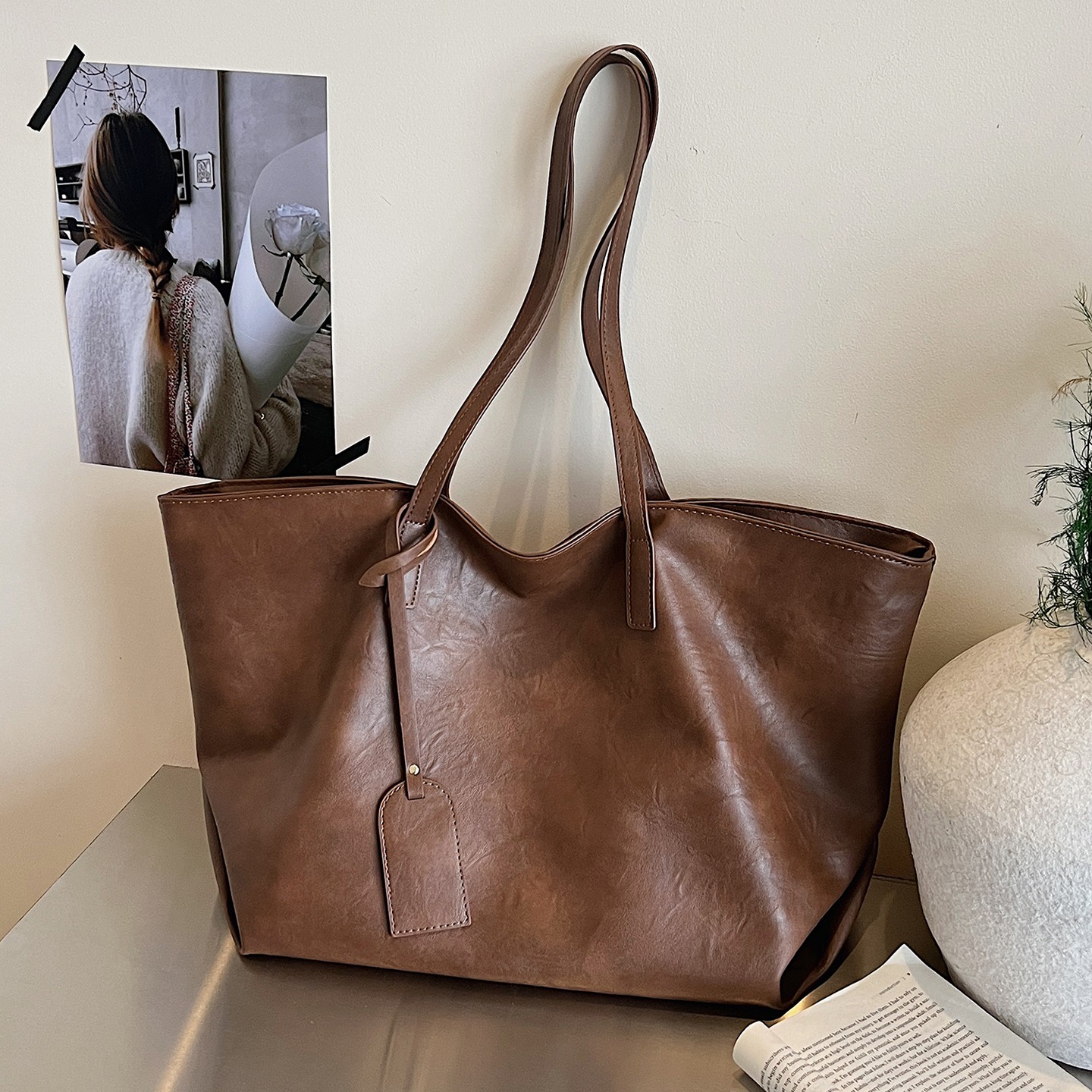 复古大容量托特包女2025新款秋冬时尚简约单肩包高级感百搭通勤包