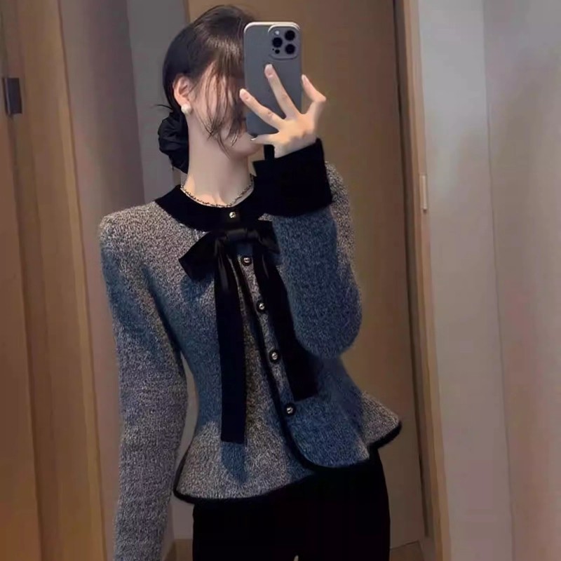 灰色毛衣外套2025冬季新款气质名媛独特超好看蝴蝶结领收腰短上衣