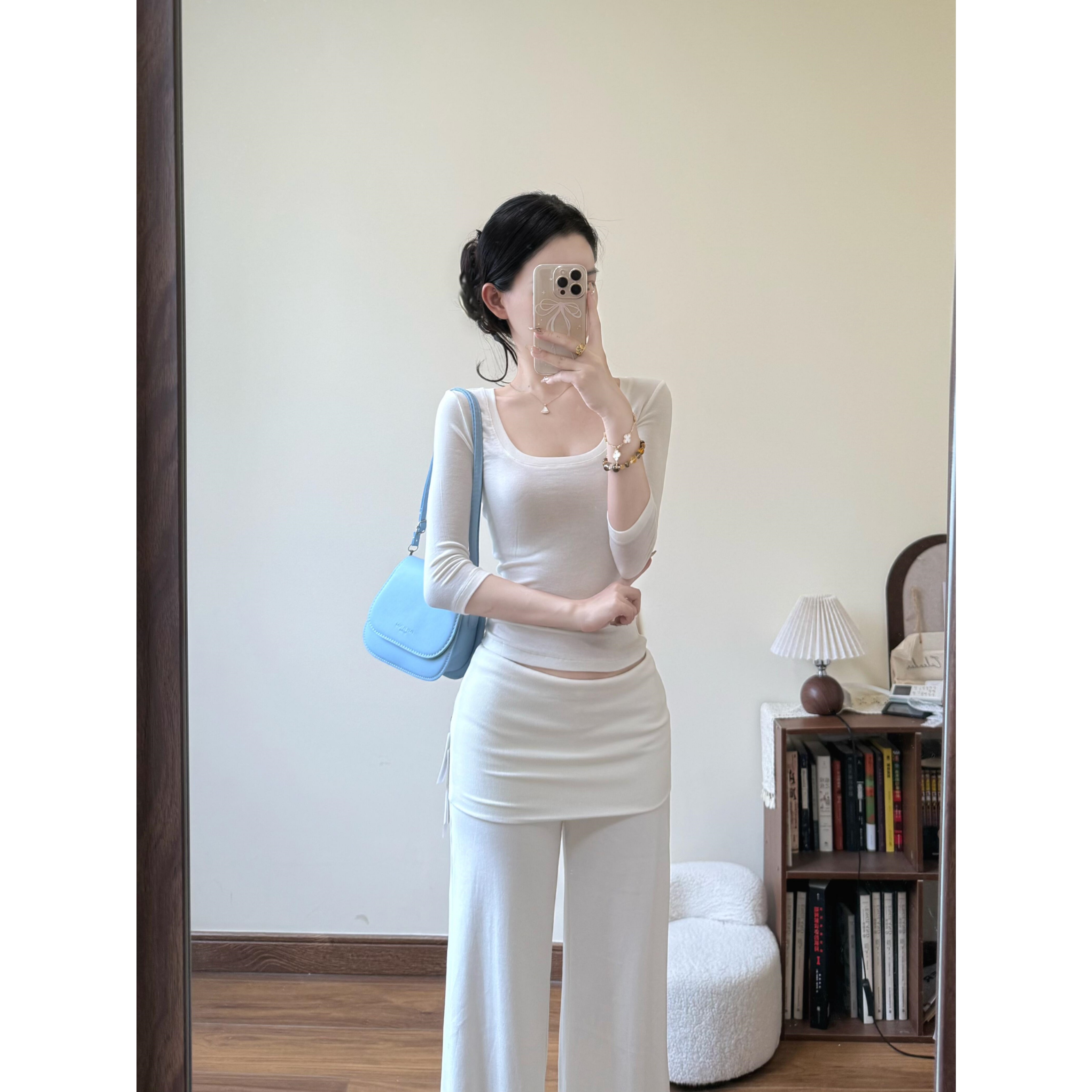 纯欲风慵懒修身显瘦U领中袖上衣高腰垂感超模直筒休闲裤套装女