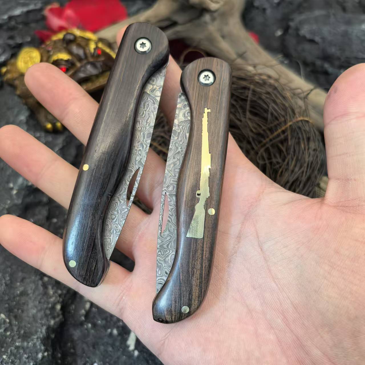 （新疆包邮）小金枪  大马士革木柄折叠水果刀便携小工具口袋锋利刀