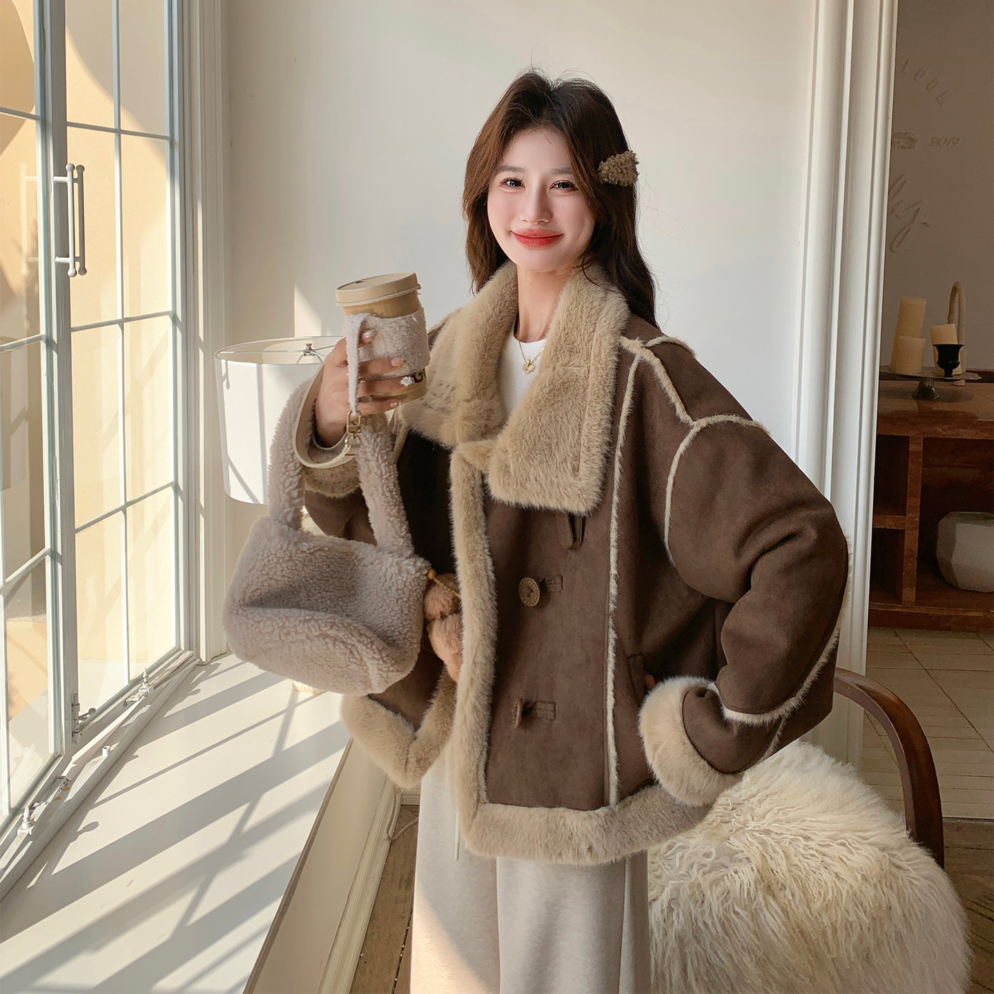 美拉德咖色复古麂皮绒短外套女2025冬季小个子加厚皮毛一体机车服