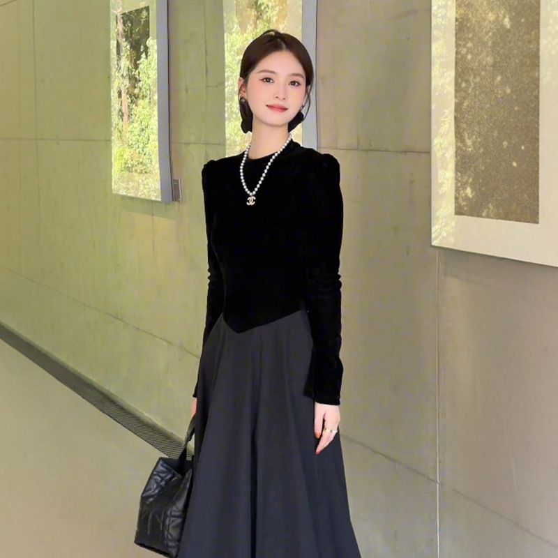 法式赫本风黑色丝绒连衣裙女2025新款高级感气质名媛轻奢绝美长裙