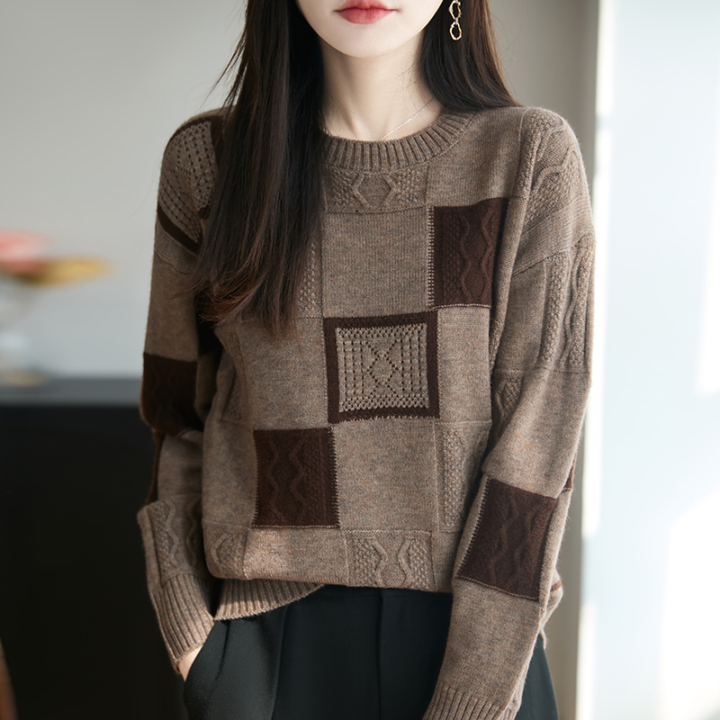 秋冬新款时尚洋气内搭宽松显瘦针织打底衫