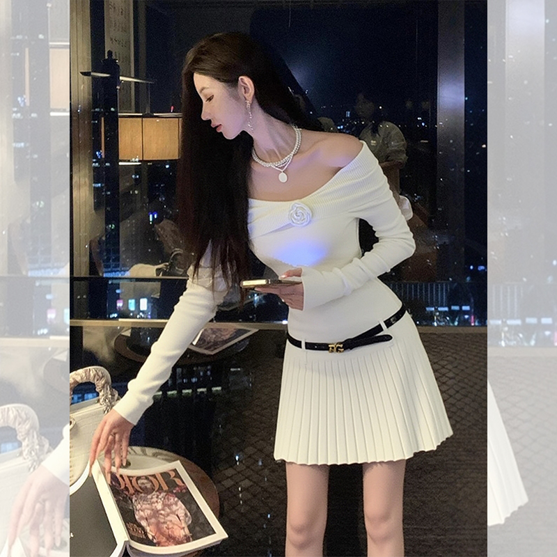 巨好看的秋冬裙子高端精致高级感小个子一字肩立体花朵针织连衣裙