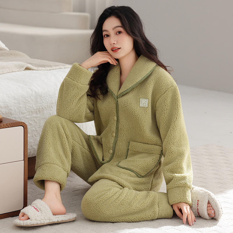 兰麦菓【羊羔绒】2025冬季新款加厚睡衣女套装青果领加绒保暖家居服